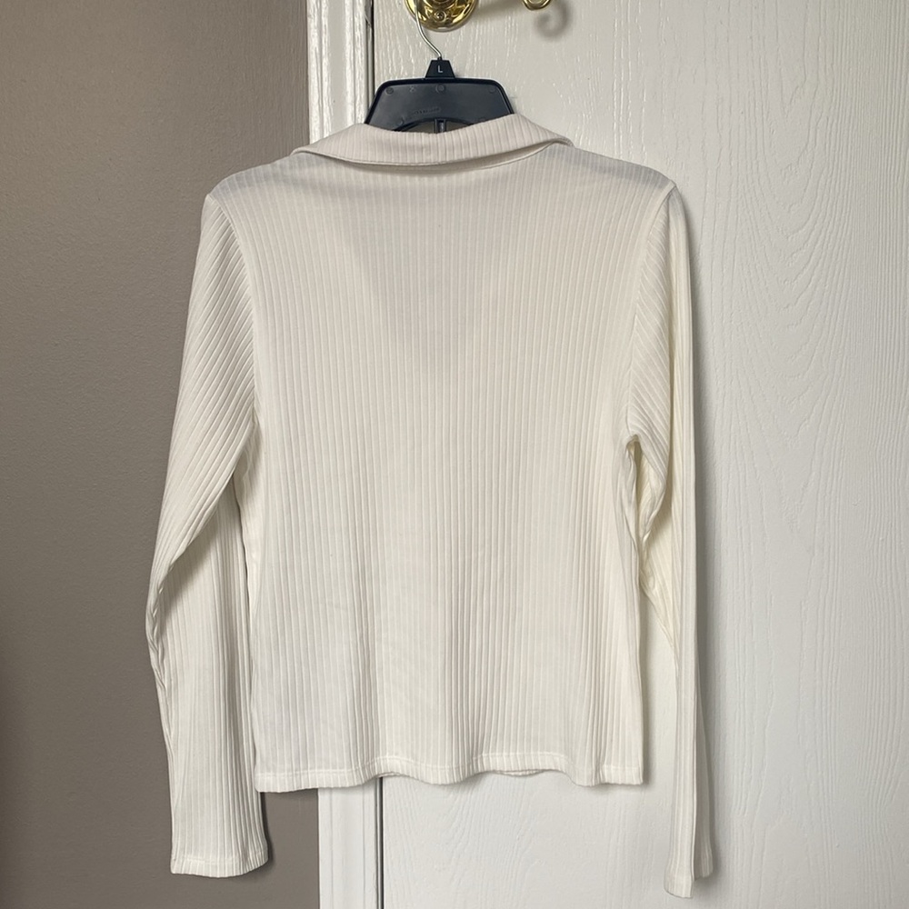 NWT Old Navy Ivory Ribbed Button Down Long Sleeve Shirt - Picture 5 of 6